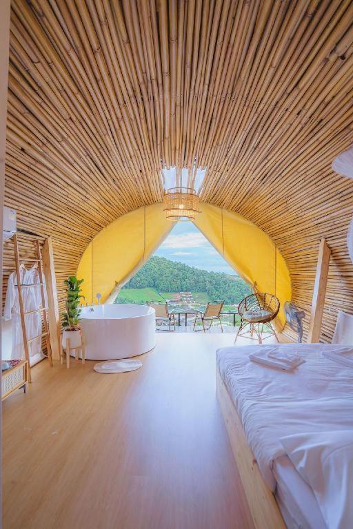 The Doi Moncham Hotel Chiang Mai Buitenkant foto